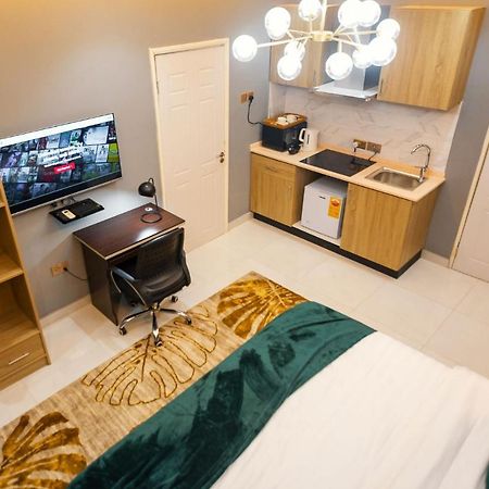 The Avery Suites, East Legon Accra Exterior photo