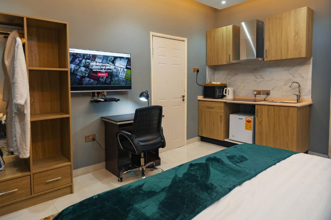 The Avery Suites, East Legon Accra Exterior photo